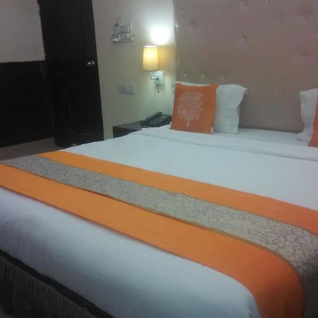 Hôtel Lazeez à New Delhi Extérieur photo